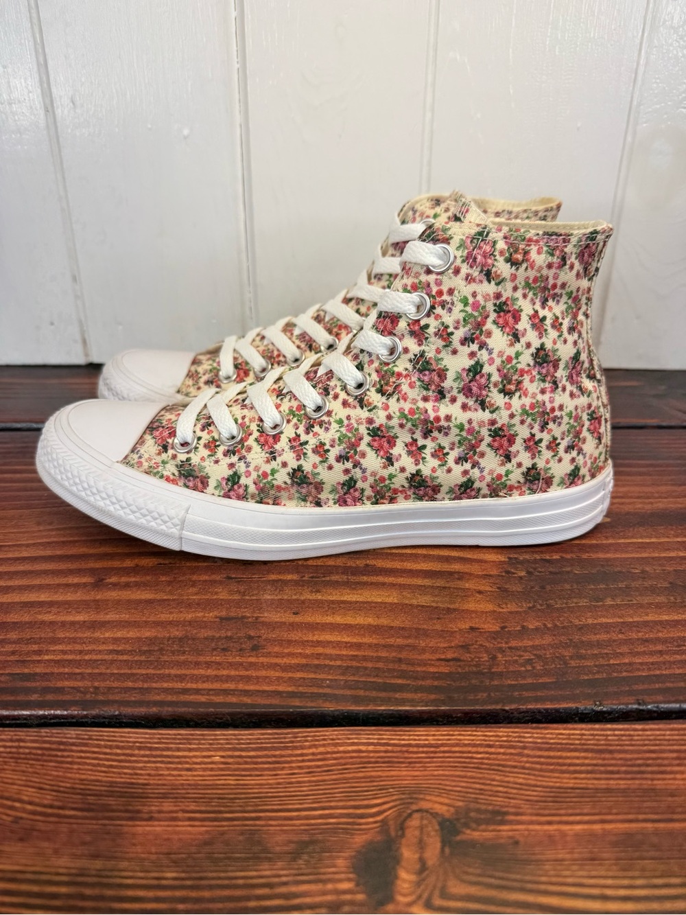 Converse Chuck Taylor All Star Floral High Top Sneakers Women’s 8.5